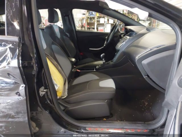 1FADP3L97HL298488 Ford FOCUS ST