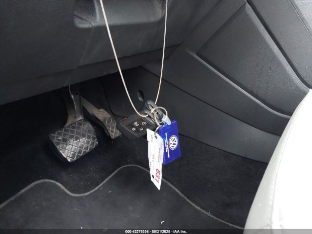 2019 VOLKSWAGEN TIGUAN 3VV3B7AX6KM018161 Photo 10