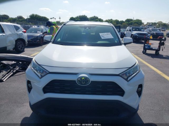 2T3W1RFV6KW013977 Toyota Rav4 Xle