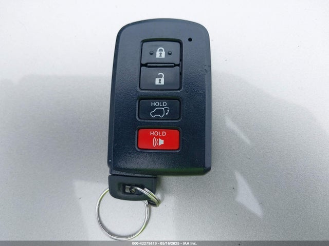 5TDJZRFH3HS479163 Toyota Highlander Se