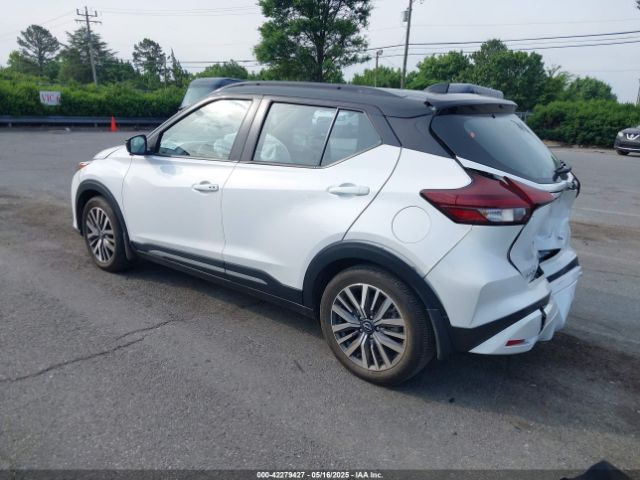2023 NISSAN KICKS 3N1CP5DV3PL549557 Photo 2