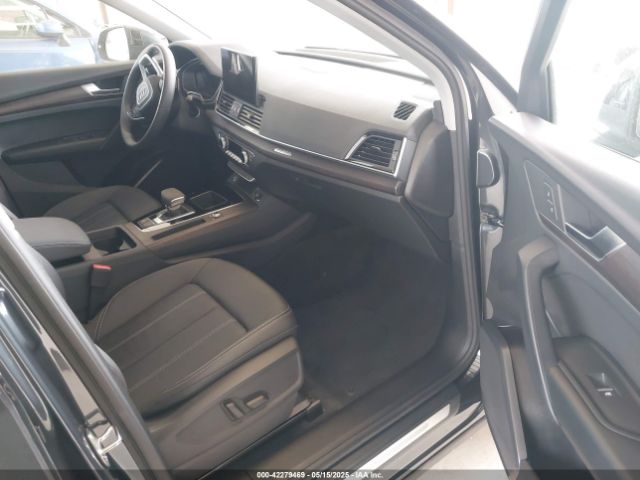 2025 AUDI Q5 WA1ABAFY9S2045618 Photo 4