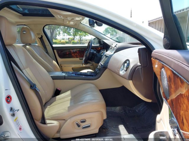 2012 JAGUAR XJ SAJWA1CB4CLV33824 Photo 4