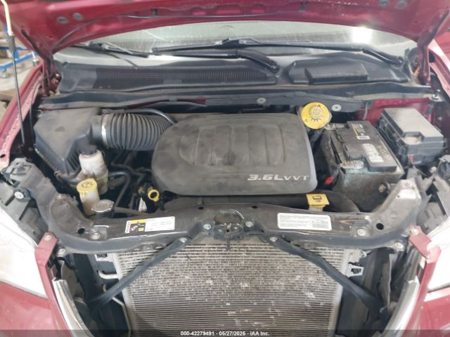 2C4RC1CG5ER277723 Chrysler Town & Country Touring-l