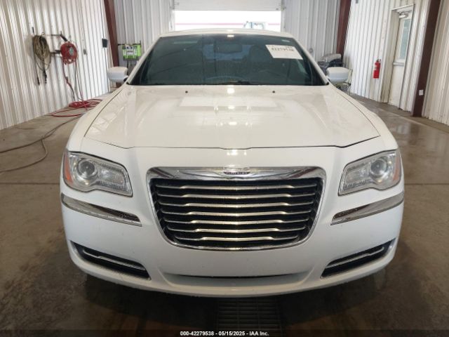 2C3CCAAG8EH381206 Chrysler 300