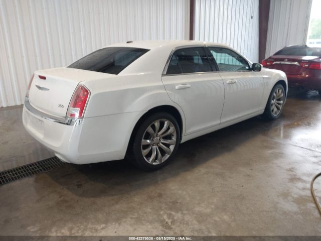 2C3CCAAG8EH381206 Chrysler 300