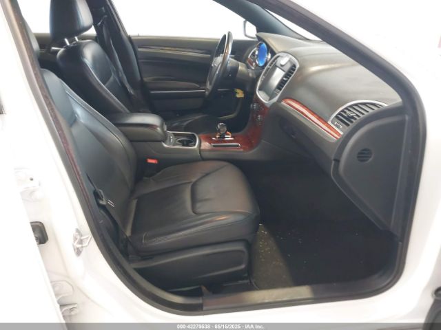 2C3CCAAG8EH381206 Chrysler 300
