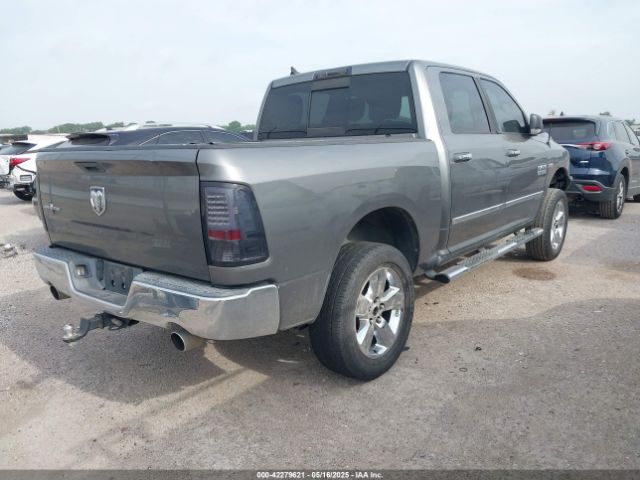 2013 RAM 1500 1C6RR6LT2DS656577 Photo 3