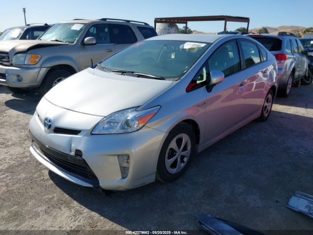 JTDKN3DU4F0422967 Toyota Prius Four