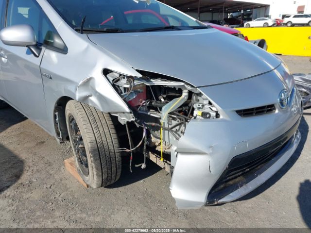JTDKN3DU4F0422967 Toyota Prius Four