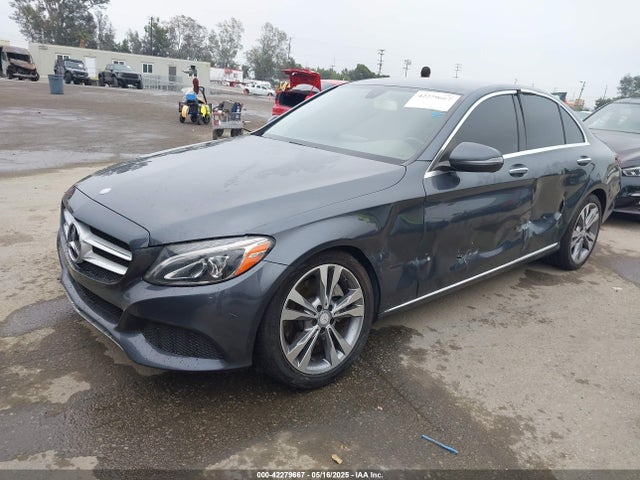 Mercedes-Benz C-Class 2016 55SWF4JB1GU163119 Image 2