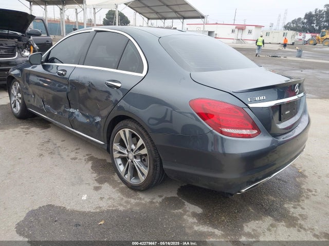 Mercedes-Benz C-Class 2016 55SWF4JB1GU163119 Image 3