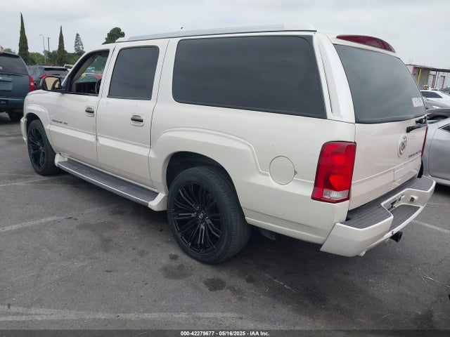 2004 CADILLAC ESCALADE ESV 3GYFK66N04G183034 Photo 2