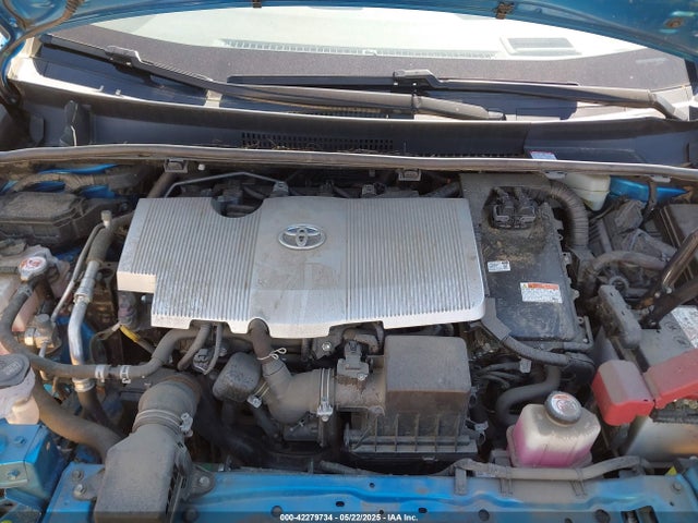 JTDL9RFU7L3022050 Toyota 2zr-fxe,1nm