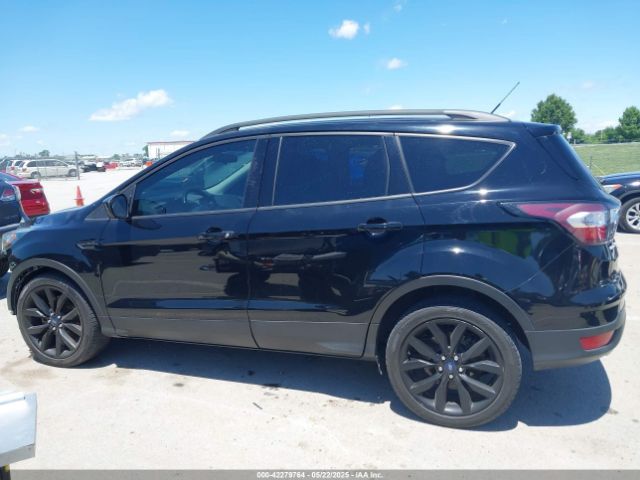 1FMCU0GD5HUD07772 Ford ESCAPE SE