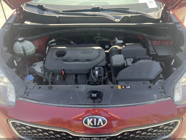 KNDPMCAC8H7275230 KIA Sportage Lx