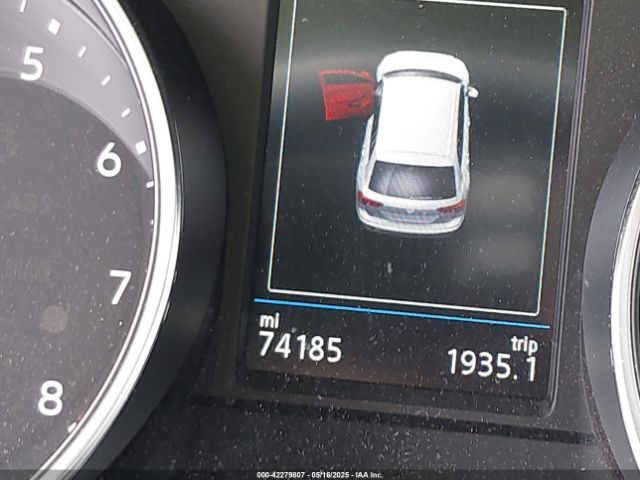 3VV1B7AX8JM032990 Volkswagen Tiguan 2.0t S