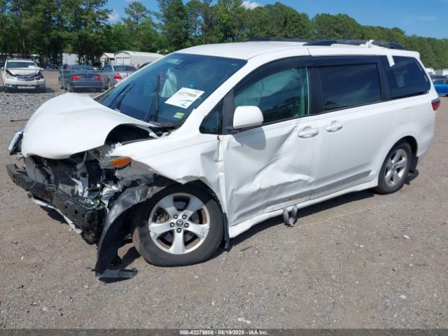 2020 TOYOTA SIENNA 5TDKZ3DCXLS059272 Photo 1