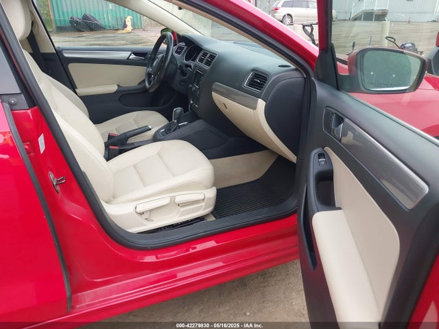 3VWD17AJ7FM204019 Volkswagen Jetta 1.8t Se