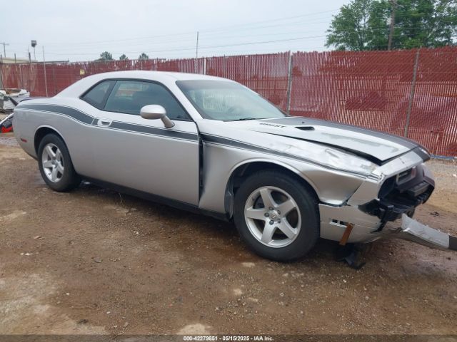 2009 DODGE CHALLENGER 2B3LJ44VX9H588846