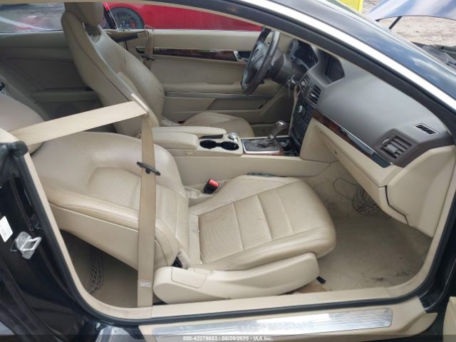 2010 MERCEDES-BENZ E 550 WDDKJ7CBXAF042000 Photo 4