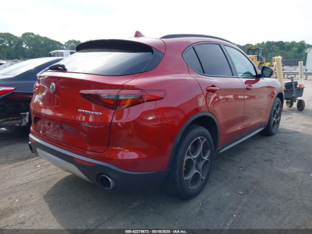 2018 ALFA ROMEO STELVIO ZASFAKNN5J7B91860 Photo 3