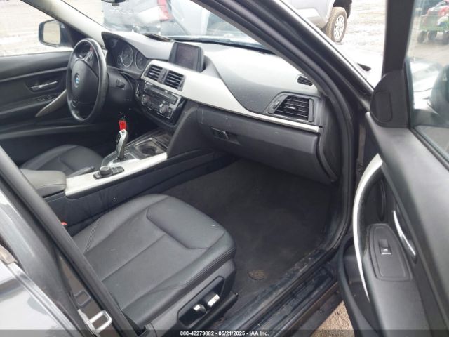 2018 BMW 320I WBA8A3C5XJA505917 Photo 4