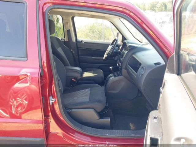 1C4NJPFB2GD503214 Jeep Patriot Latitude