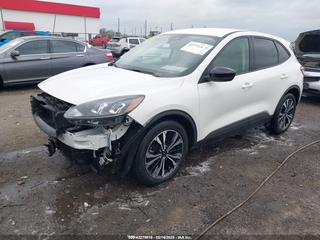 1FMCU0G6XMUB32625 Ford ESCAPE SE