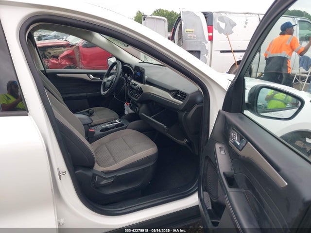 1FMCU0G6XMUB32625 Ford ESCAPE SE