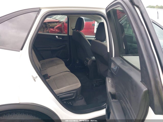 1FMCU0G6XMUB32625 Ford ESCAPE SE