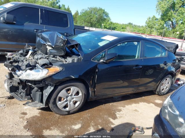 KNAFK4A65F5257579 KIA FORTE LX