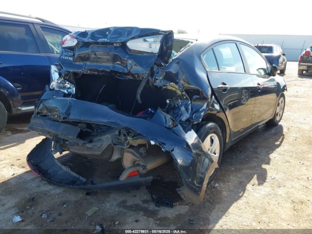 KNAFK4A65F5257579 KIA FORTE LX