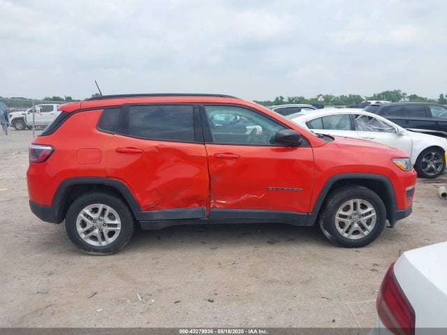 3C4NJCAB0JT461627 Jeep Compass