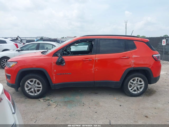 3C4NJCAB0JT461627 Jeep Compass