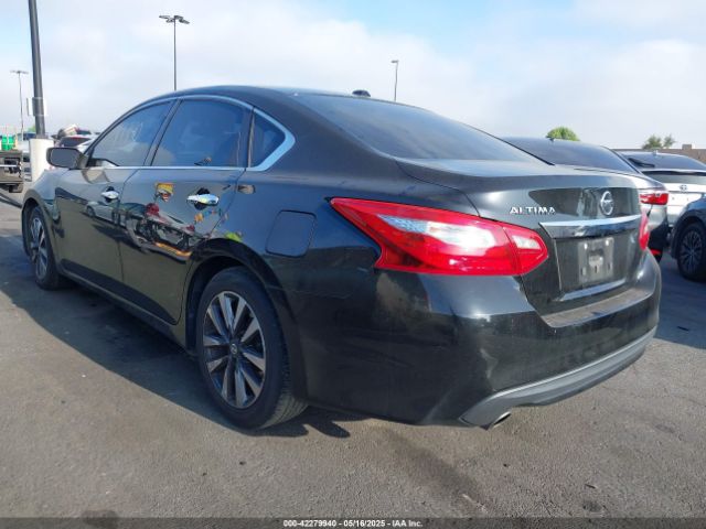 2017 NISSAN ALTIMA 1N4AL3AP1HC177651 Photo 2