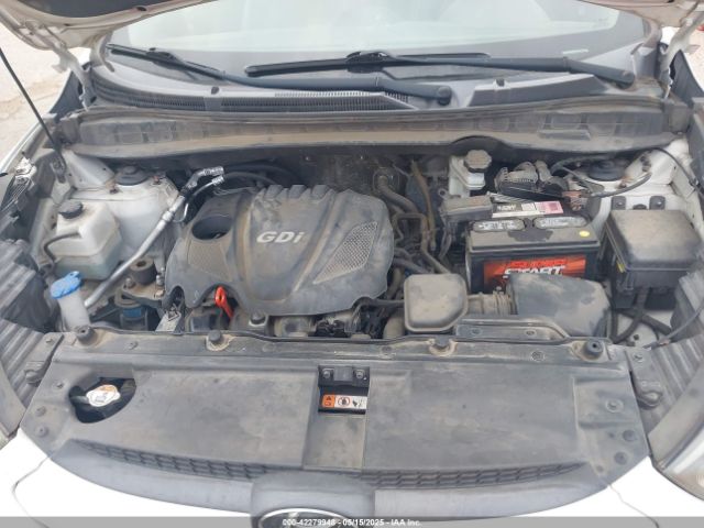 KM8JU3AG2FU048893 Hyundai TUCSON SE