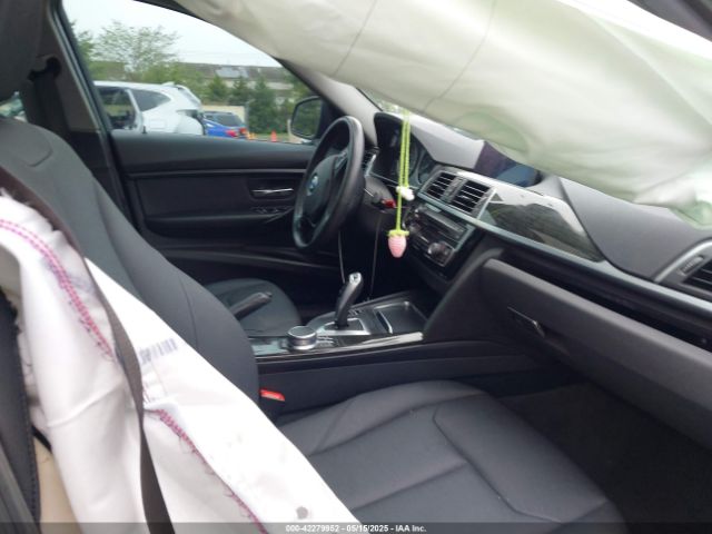 2018 BMW 320I WBA8E5G59JNU46619 Photo 4