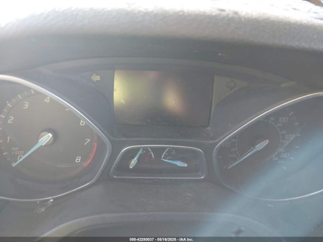 1FADP3F2XEL218112 Ford FOCUS SE