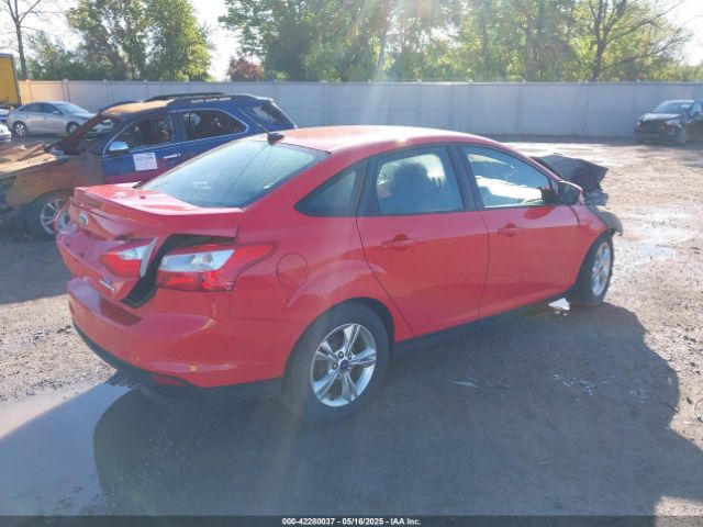 1FADP3F2XEL218112 Ford FOCUS SE