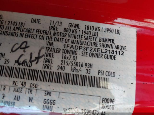 1FADP3F2XEL218112 Ford FOCUS SE