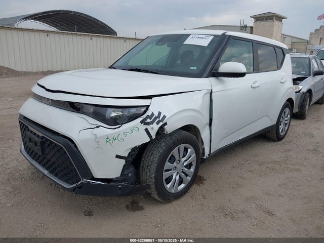 KNDJ23AU6P7865736 KIA SOUL LX