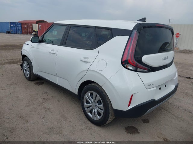 KNDJ23AU6P7865736 KIA SOUL LX