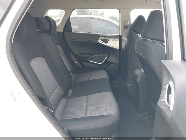 KNDJ23AU6P7865736 KIA SOUL LX