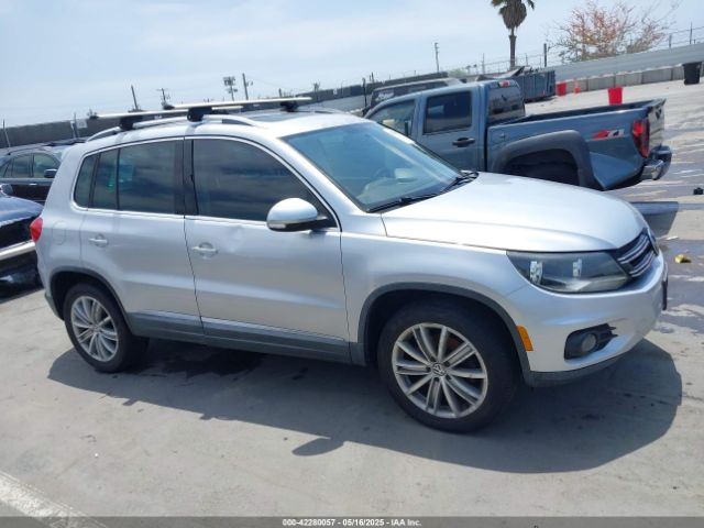 WVGAV3AX2EW557480 Volkswagen Tiguan Sel