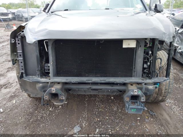 1GKS2HKJ2JR360119 GMC YUKON XL DENALI