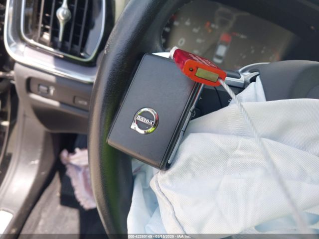 2020 VOLVO S60 7JRA22TK3LG064151 Photo 10