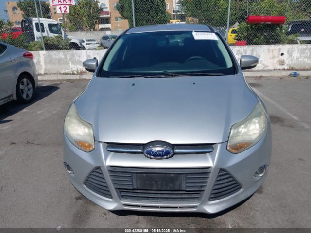 1FADP3K28EL254693 Ford FOCUS SE