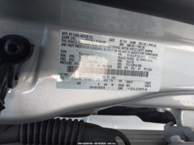 1FADP3K28EL254693 Ford FOCUS SE