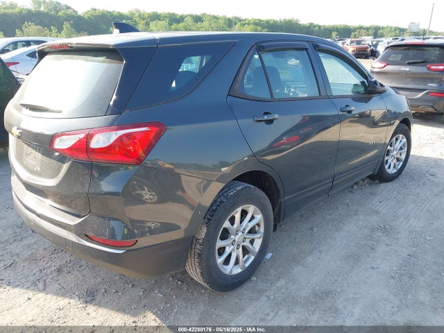 Chevrolet EQUINOX LS 2018 3GNAXHEV6JS508588 Image 4